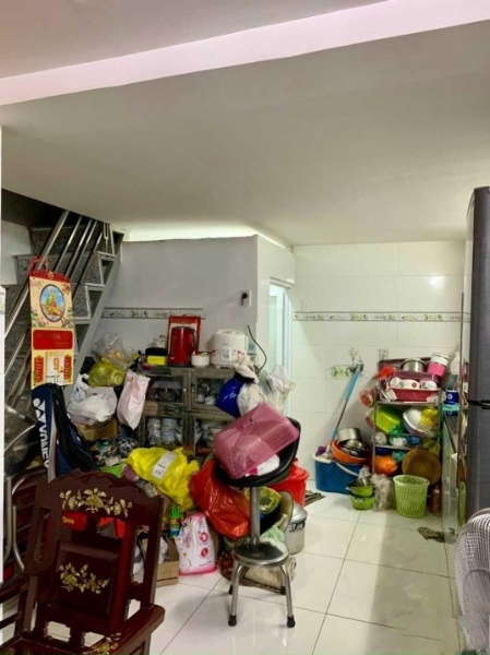 Bán nhà 3 tầng diện tích rộng tại Đường Bình Tây, Phường 1, Quận 6, Hồ Chí Minh